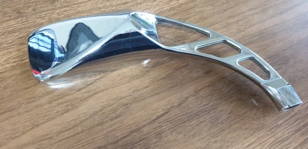 Retrovizor desni, hromiran za Harley-Davidson