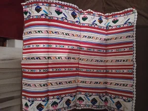 Dve prelepe tkane bosce veoma stare