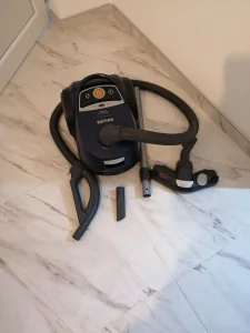 Philips performer usisivac Top stanje