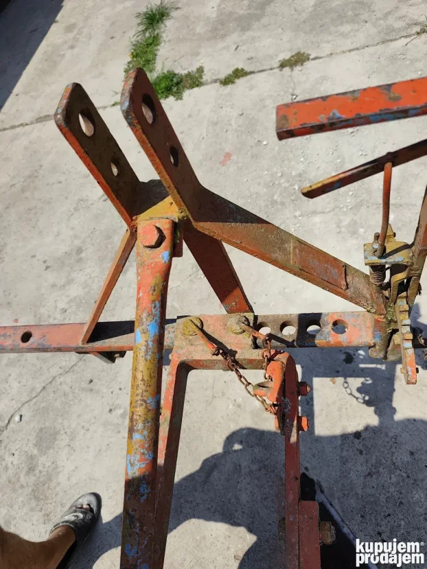 poljoprivredne mašine