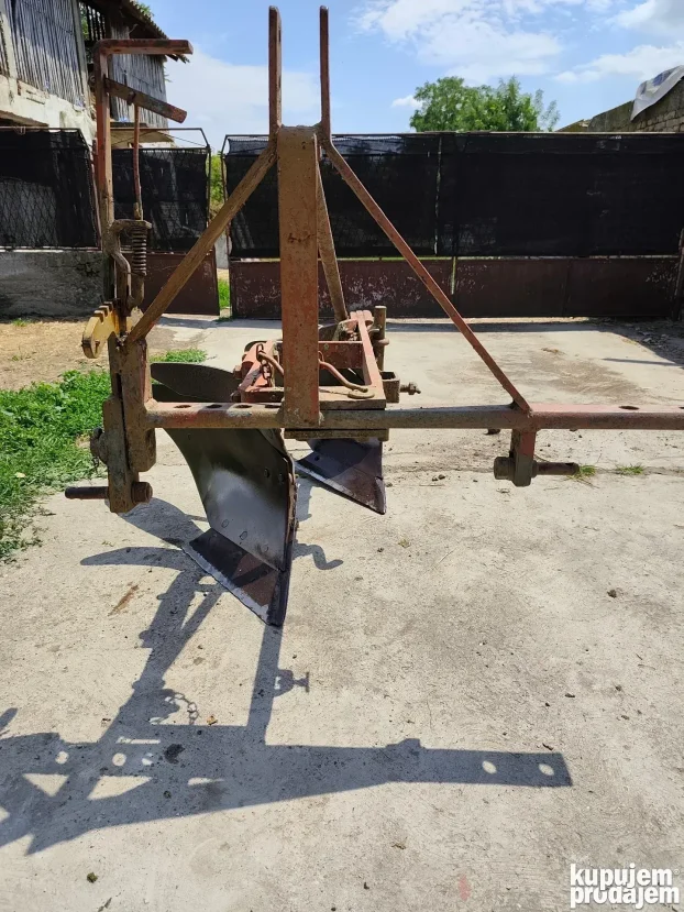 poljoprivredne mašine