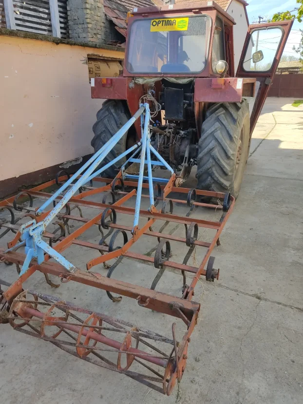 poljoprivredne mašine