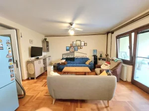 Pančevo, Misa, 5+ petosobna, 330 m²