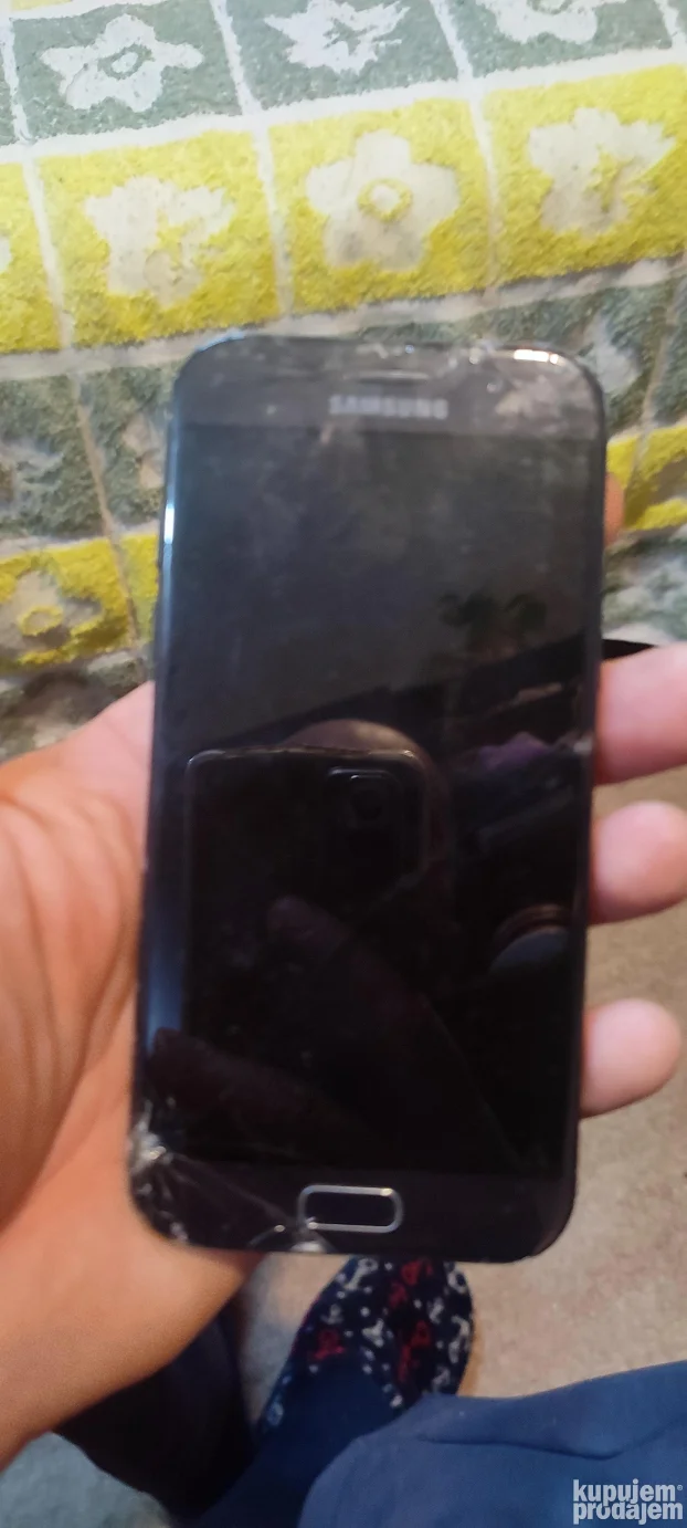 mobilni telefon samsung a3