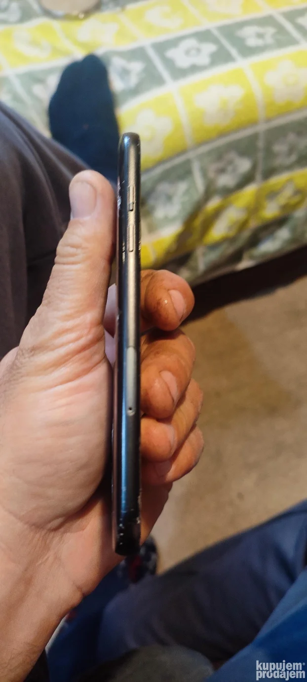 mobilni telefon samsung a3