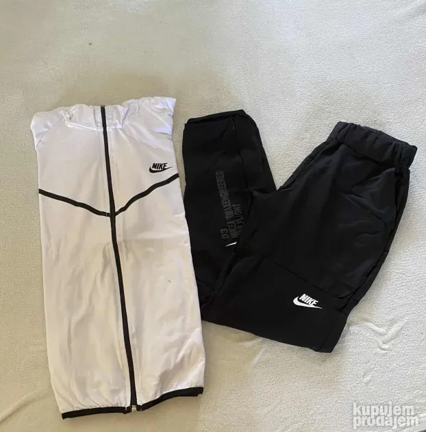 Nike trenerka vel.XXL