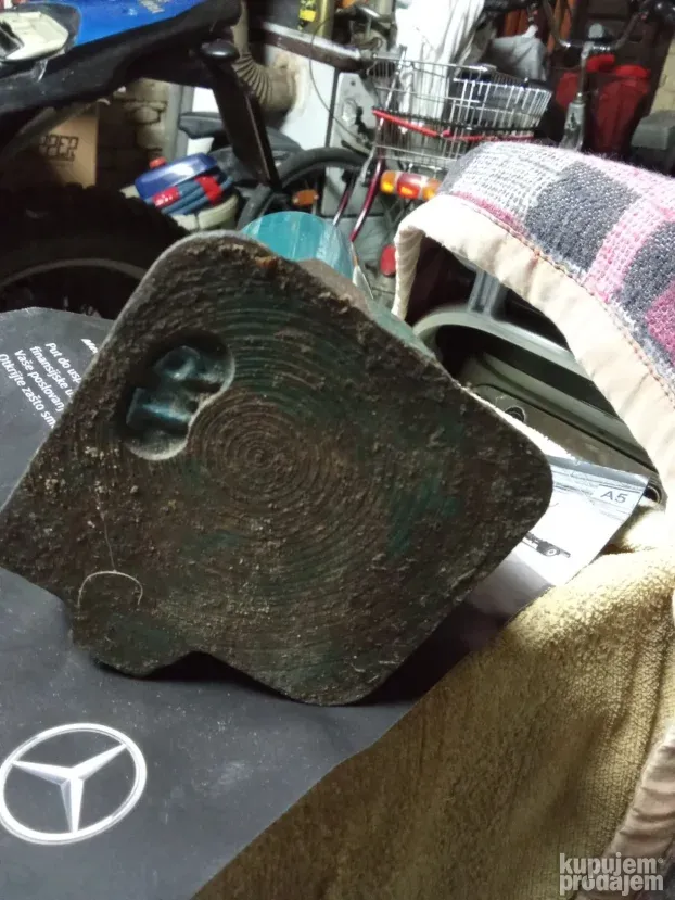 Hidraulična dvostepena auto dizalica