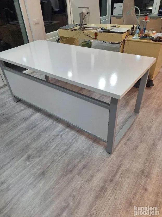 Gigant lux Kancelarijski sto Izrada po meri