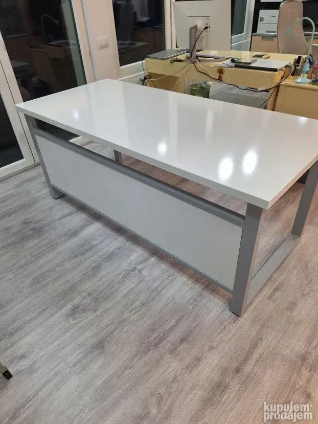 Gigant lux Kancelarijski sto Izrada po meri