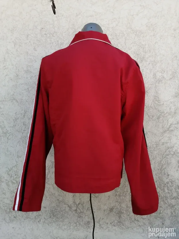 Crvena lagana sportska jakna xl