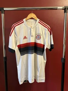 Bayern Munchen fudbalski dres veličina L