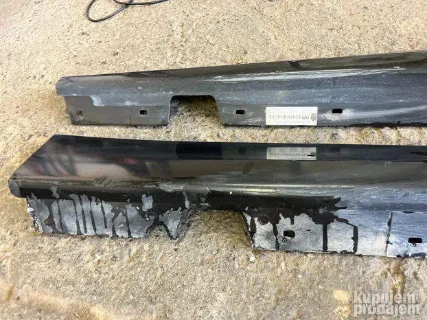 Plasticna obloga lajsne BMW E90 crna