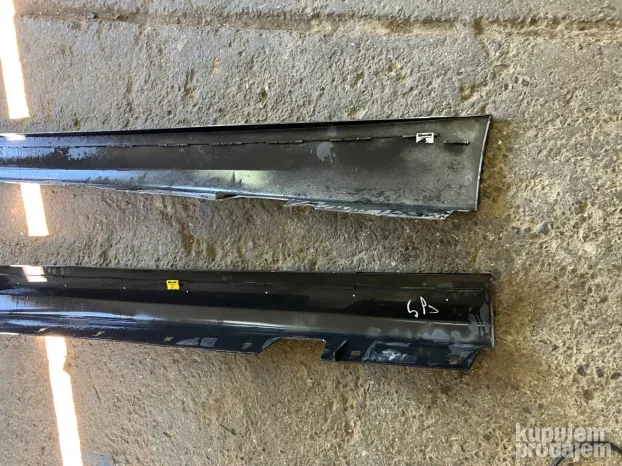 Plasticna obloga lajsne BMW E90 crna