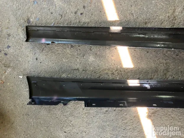 Plasticna obloga lajsne BMW E90 crna