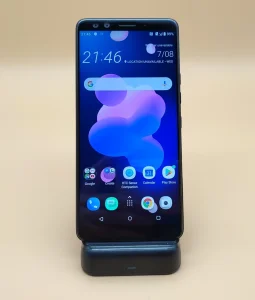HTC U12+