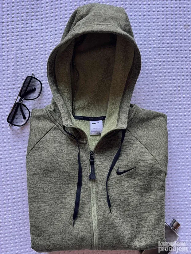 NIKE THERMA-FIT ORIGINAL muski zeleni duks sa kapuljacom M