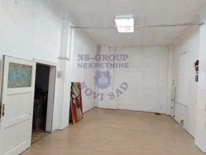 Opština Novi Sad, 32 m²