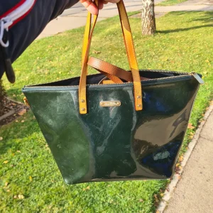Louis Vuitton Bellevue originalna torba