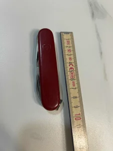 Victorinox officer preklopni noz sa vise alata