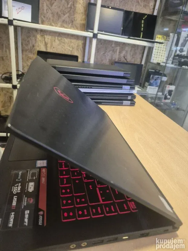 MSI GF63 8RC/i7 8750H/16gb/1050 4gb/512ssd/1tb hdd/TOP
