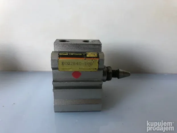 SMC ECQ2B40-10D kompaktni pneumatski cilindar