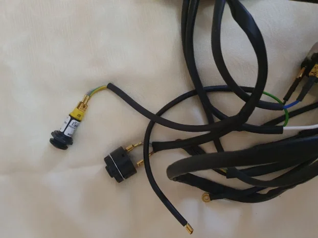 Komplet instalacija, prednji farovi i migavci za traktor 539