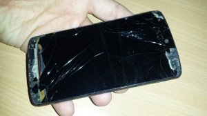 LG Nexus 5 moze na delove