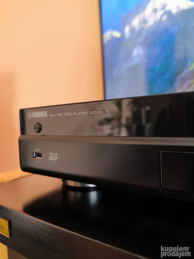 Yamaha BD-S671