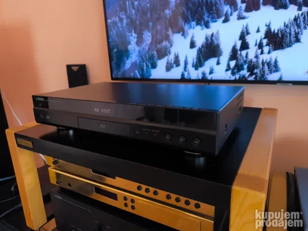 Yamaha BD-S671