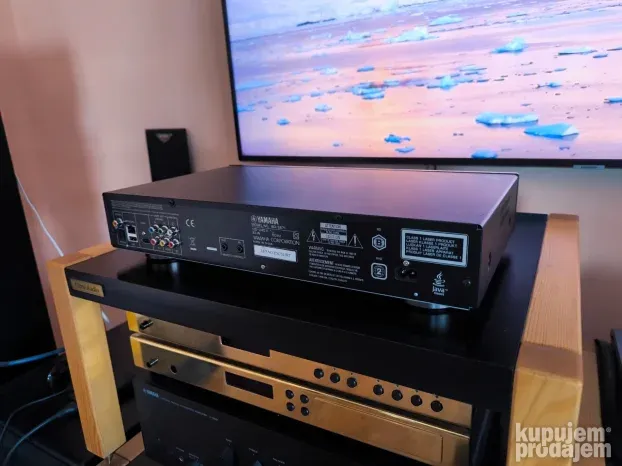 Yamaha BD-S671