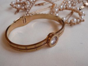 BIZUTERIJA LOT 9 komada