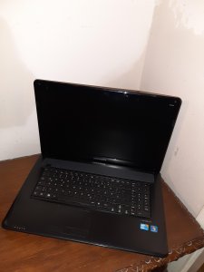 Hitno! Medion Akoya E7214 Delovi