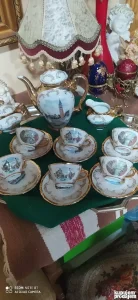 Stari porcelanski pozlaćeni servis sa motivom Venecije