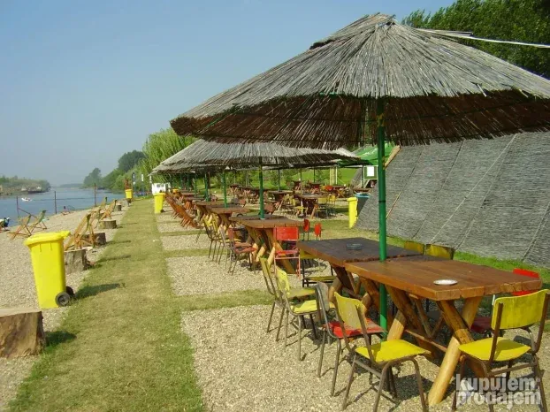 Kuca 72m2 na Dunavu Gajacki rukavac,0616362681