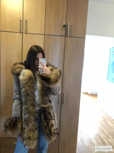 Parka sa prirodnim  krznom  od rakuna