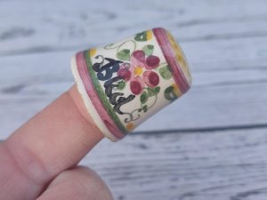 Stari porcelanski NAPRSTAK