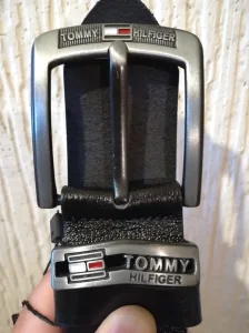 Novi muski kozni markirani kais Tommy Hilfiger Crna koza