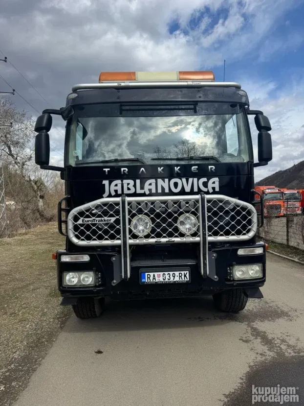 Iveco TRAKKER AT410T50