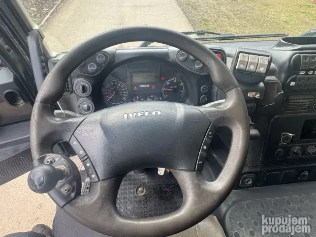 Iveco TRAKKER AT410T50