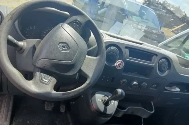 Opel Movano 2.3DCI Polovni Delovi