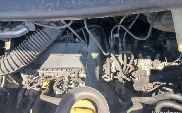 Opel Movano 2.3DCI Polovni Delovi