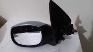 Pežo 206 retrovizor levi