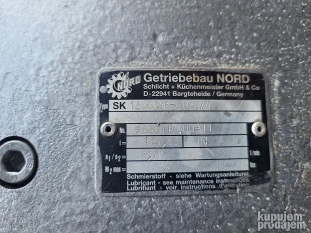 Elekromotori sa reduktorom