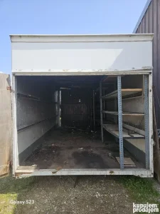 Furgon 6m x 2.5m