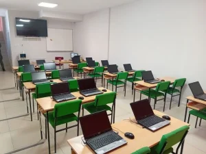 Lokal -64m2 -Podbara