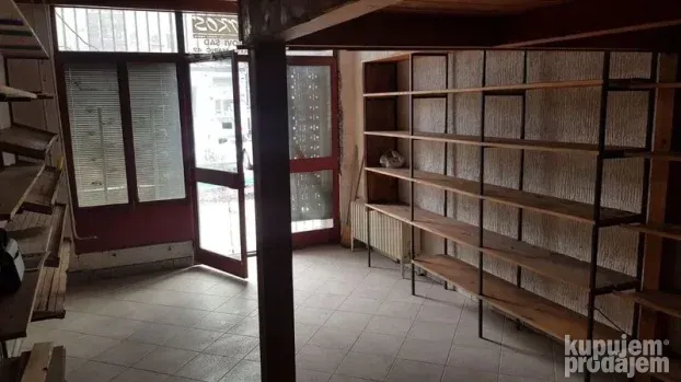 Lokal Novo Naselje 27m2