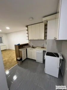 Braće Mihajlović Tripić, Batajnica, 1.5 jednoiposoban, 38 m²