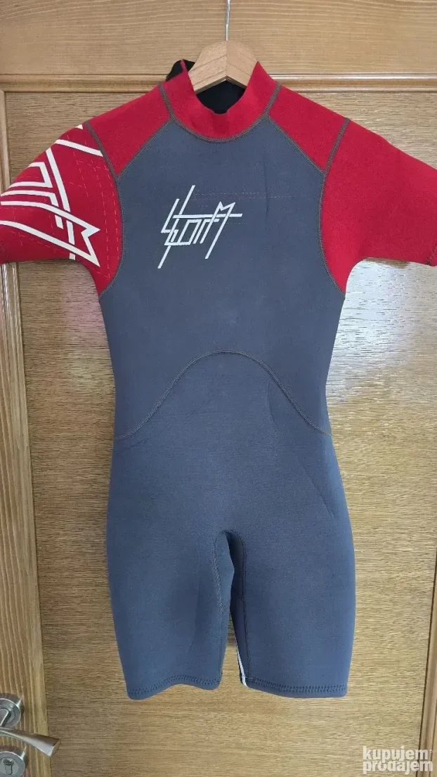 Odelo za sportove na vodi