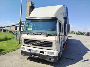 Volvo  FL6
