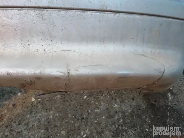 Branik zadnji Bmw e46 compact